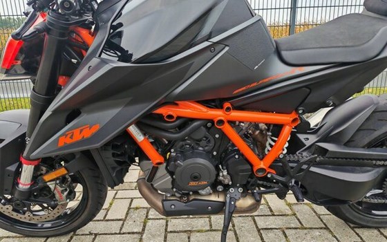 Gebrauchtmotorrad KTM 1290 Super Duke R - Bild 11