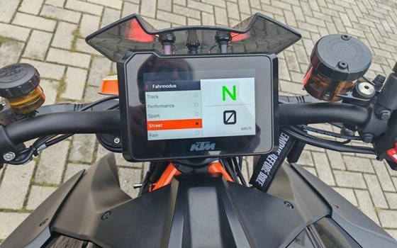 Gebrauchtmotorrad KTM 1290 Super Duke R - Bild 5