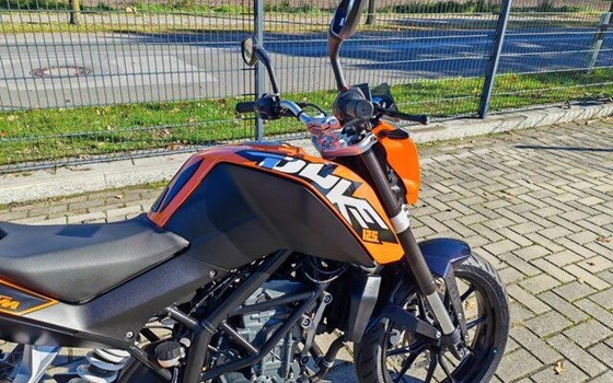 Gebrauchtmotorrad KTM 125 Duke - Bild 10
