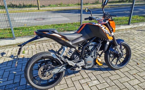 Gebrauchtmotorrad KTM 125 Duke - Bild 14