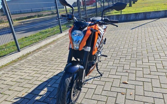 Gebrauchtmotorrad KTM 125 Duke - Bild 5