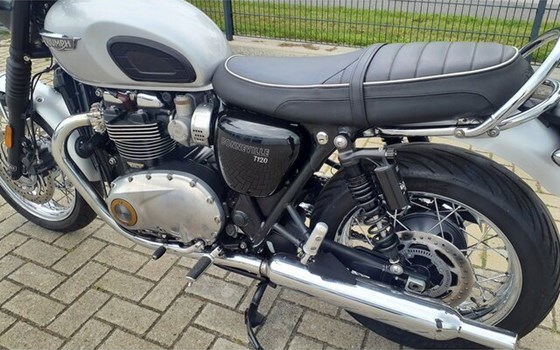 Gebrauchtmotorrad Triumph Bonneville T120 - Bild 7