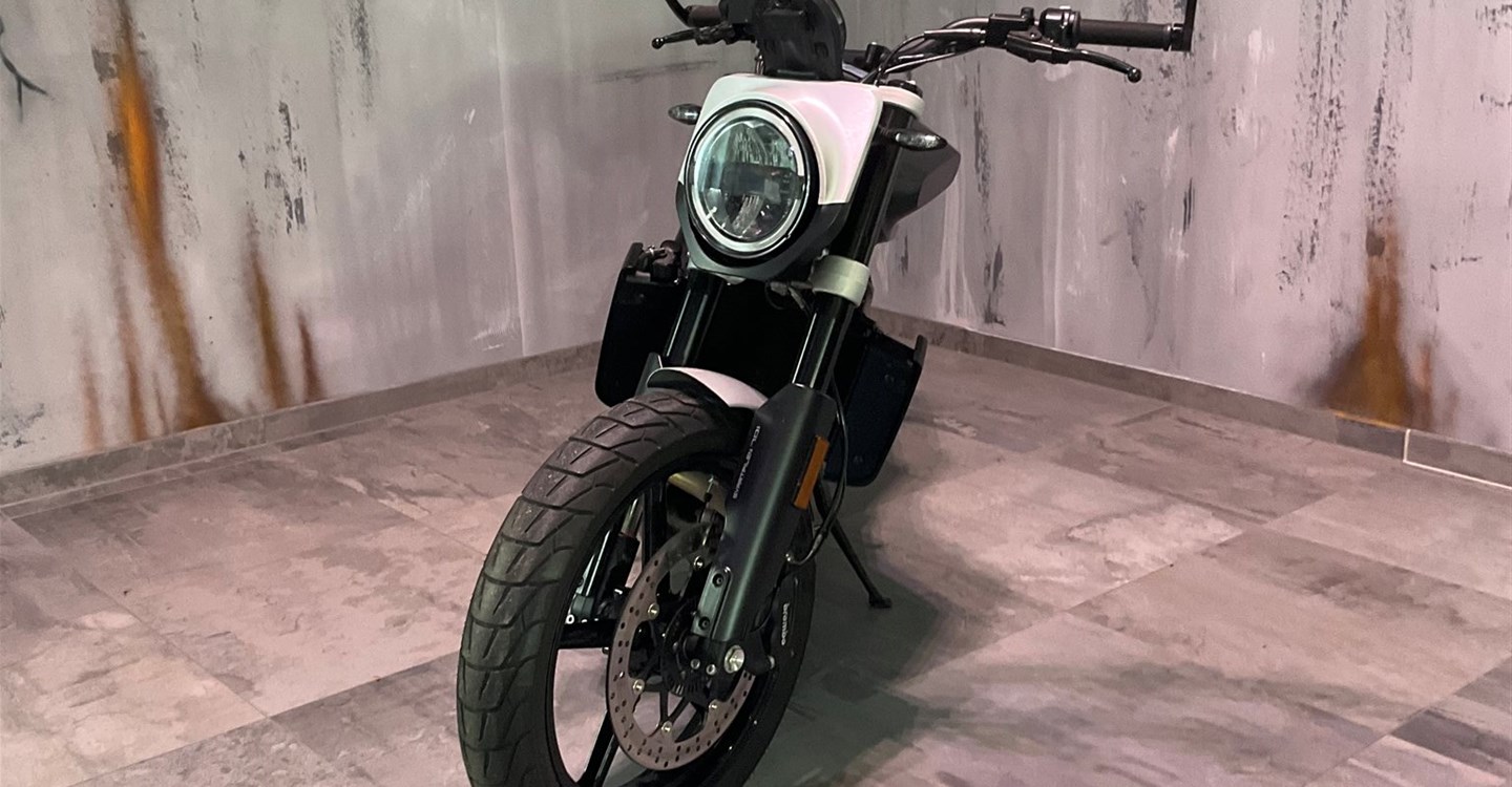 Angebot Husqvarna Svartpilen 701