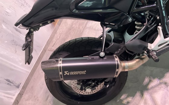 Gebrauchtmotorrad Husqvarna Svartpilen 701 - Bild 4