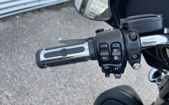 Gebrauchtmotorrad Harley-Davidson Touring Street Glide Special FLHXS - Bild 13