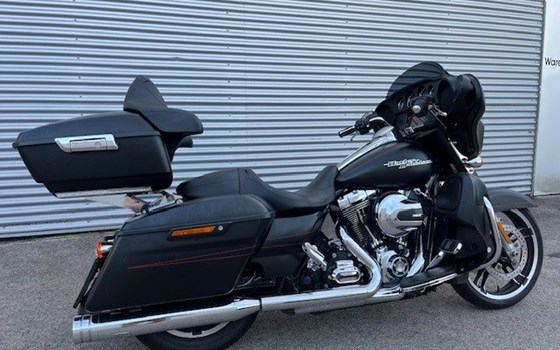Gebrauchtmotorrad Harley-Davidson Touring Street Glide Special FLHXS - Bild 7