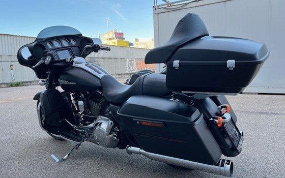 Gebrauchtmotorrad Harley-Davidson Touring Street Glide Special FLHXS - Bild 9