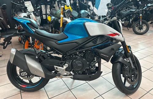 Gebrauchtmotorrad CFMOTO 450NK