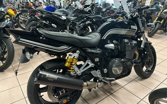 Gebrauchtmotorrad Yamaha XJR 1300 - Bild 2