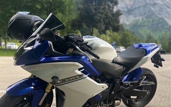 Gebrauchtmotorrad Honda CBR 600 F - Bild 1