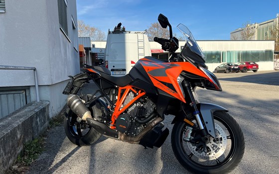Gebrauchtmotorrad KTM 1290 Super Duke GT - Bild 2