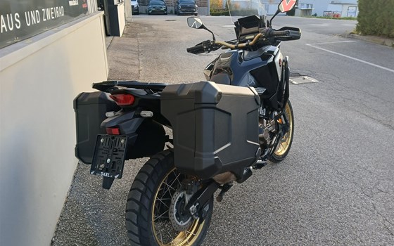 Gebrauchtmotorrad Honda CRF1100L Africa Twin Adventure Sports DCT - Bild 6