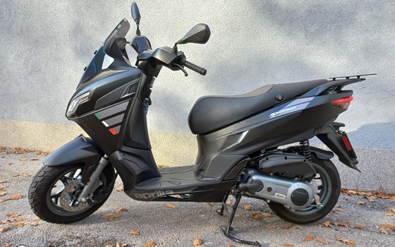 Gebrauchtmotorrad Aprilia SXR 50 - Bild 2