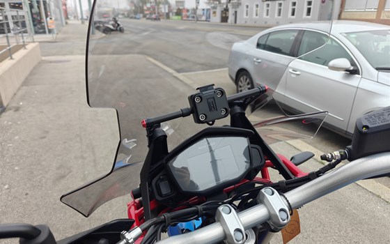 Gebrauchtmotorrad Moto Guzzi V85 TT - Bild 11