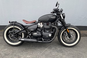 Angebot Triumph Bonneville Bobber Black
