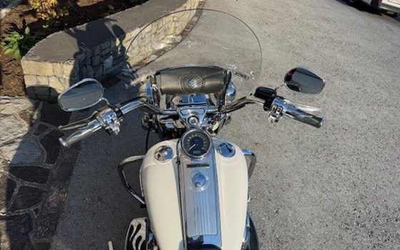 Gebrauchtmotorrad Harley-Davidson Road King Classic FLHRC - Bild 6