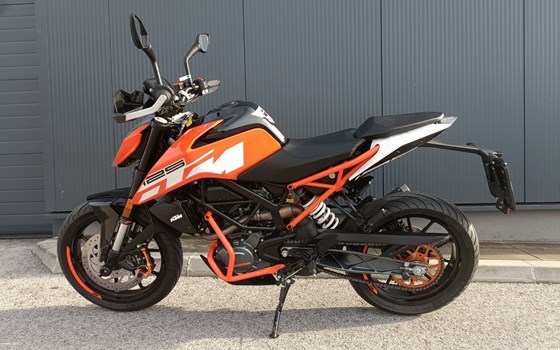 Gebrauchtmotorrad KTM 125 Duke - Bild 2