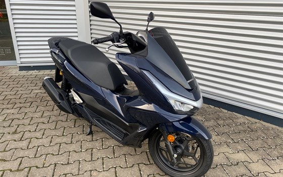 Gebrauchtmotorrad Honda PCX125 - Bild 1