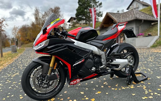 Gebrauchtmotorrad Aprilia RSV4 1100 Factory - Bild 12