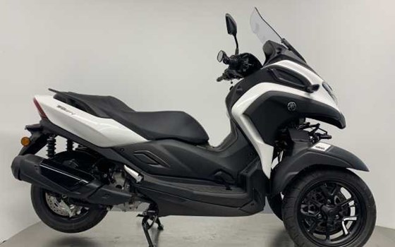 Gebrauchtmotorrad Yamaha Tricity 300 - Bild 2