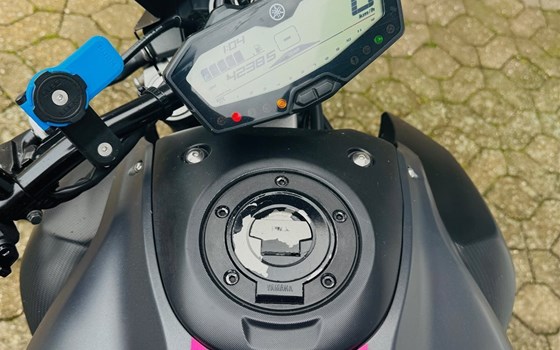 Gebrauchtmotorrad Yamaha MT-07 - Bild 9