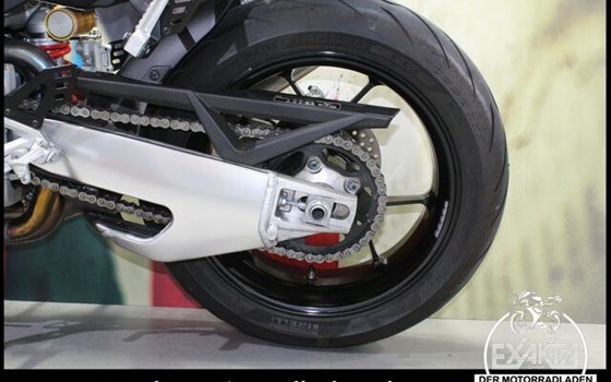 Gebrauchtmotorrad Aprilia Tuono V4 1100 - Bild 22