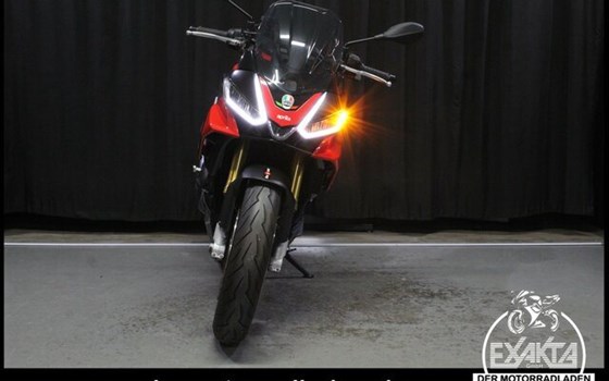 Gebrauchtmotorrad Aprilia Tuono V4 1100 - Bild 30