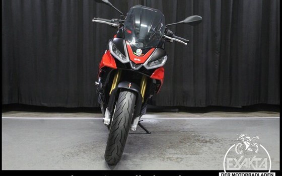 Gebrauchtmotorrad Aprilia Tuono V4 1100 - Bild 8