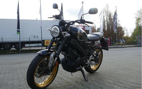 Gebrauchtmotorrad Yamaha XSR125 Legacy - Bild 19