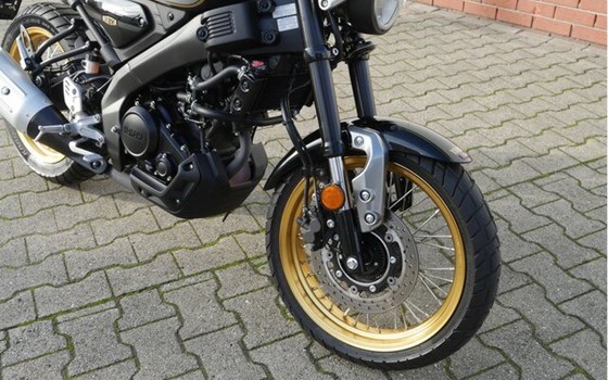 Gebrauchtmotorrad Yamaha XSR125 Legacy - Bild 4