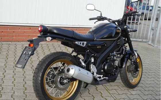 Gebrauchtmotorrad Yamaha XSR125 Legacy - Bild 9