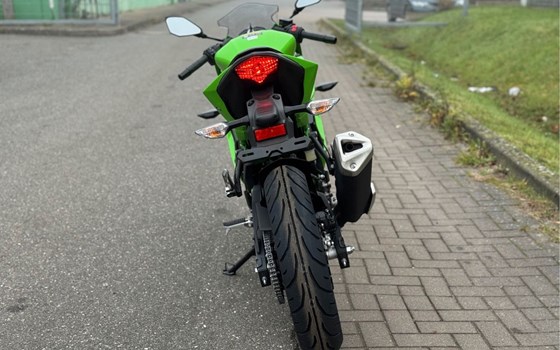 Neufahrzeug Kawasaki Ninja 125 - Bild 12
