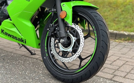 Neufahrzeug Kawasaki Ninja 125 - Bild 13