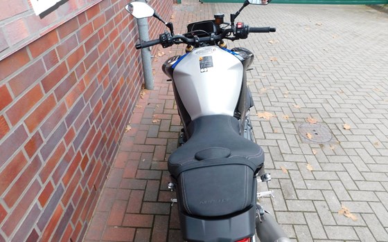 Gebrauchtmotorrad Yamaha MT-10 SP - Bild 10