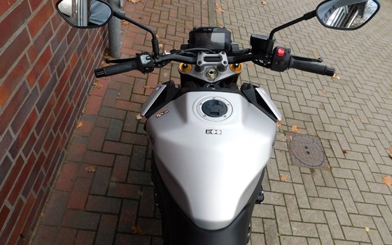 Gebrauchtmotorrad Suzuki GSX-S1000 - Bild 11