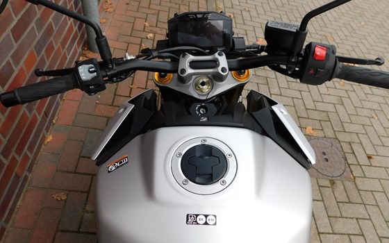 Gebrauchtmotorrad Suzuki GSX-S1000 - Bild 12