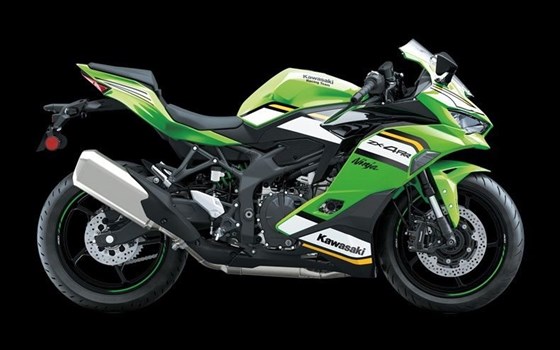 Neufahrzeug Kawasaki Ninja ZX-4RR - Bild 1