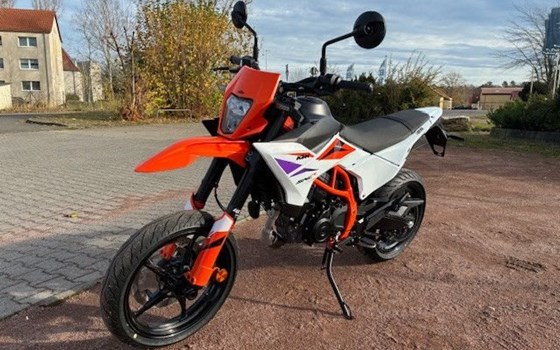 Neufahrzeug KTM 125 SMC R - Bild 2