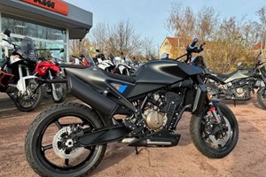 Angebot Husqvarna Svartpilen 801