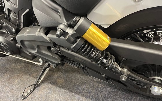 Gebrauchtmotorrad Indian 101 Scout - Bild 8