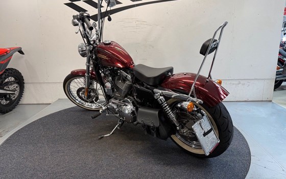 Gebrauchtmotorrad Harley-Davidson Sportster XL 1200 V Seventy-Two - Bild 3