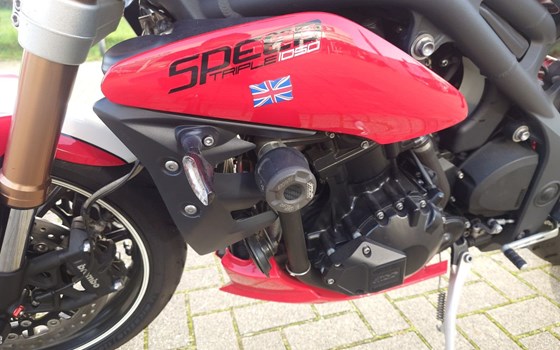 Gebrauchtmotorrad Triumph Speed Triple 1050 - Bild 20