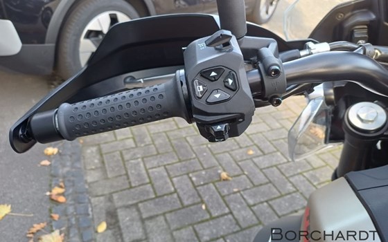 Neufahrzeug Moto Guzzi V85 TT Travel - Bild 11