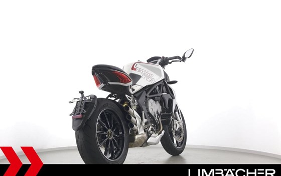 Gebrauchtmotorrad MV Agusta Dragster 800 - Bild 8