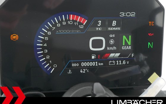 Gebrauchtmotorrad Suzuki GSX-8S - Bild 2