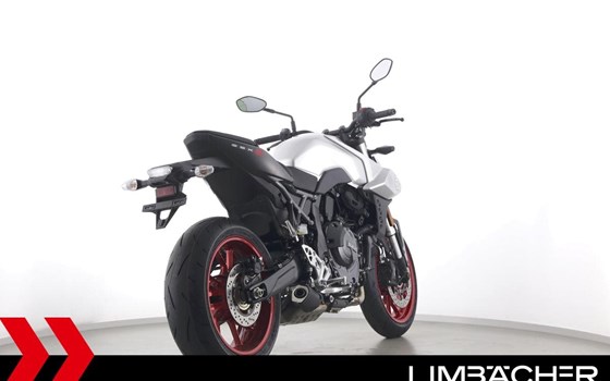 Gebrauchtmotorrad Suzuki GSX-8S - Bild 8