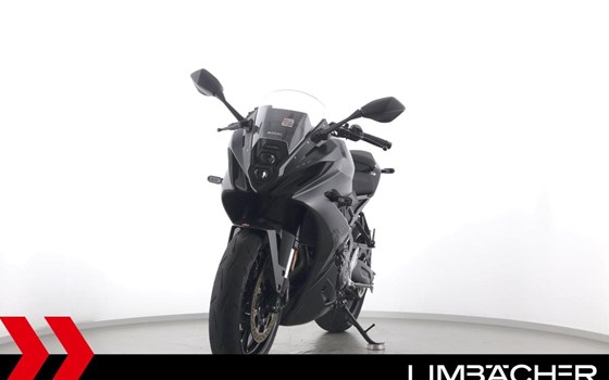 Gebrauchtmotorrad Suzuki GSX-8R - Bild 3