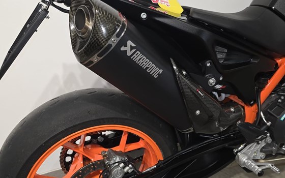 Gebrauchtmotorrad KTM 890 Duke R - Bild 7