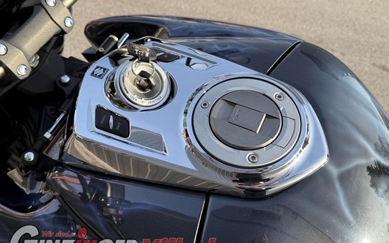 Gebrauchtmotorrad Suzuki B-King - Bild 12