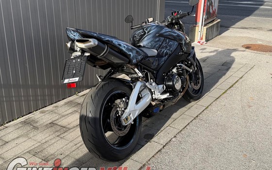 Gebrauchtmotorrad Suzuki B-King - Bild 3